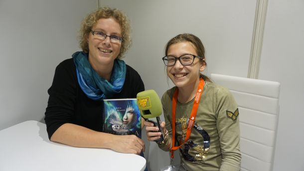 Katja Brandis mit Südpolshowreporterin