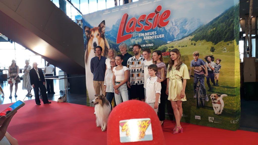 Das Lassie Team auf dem roten Teppich