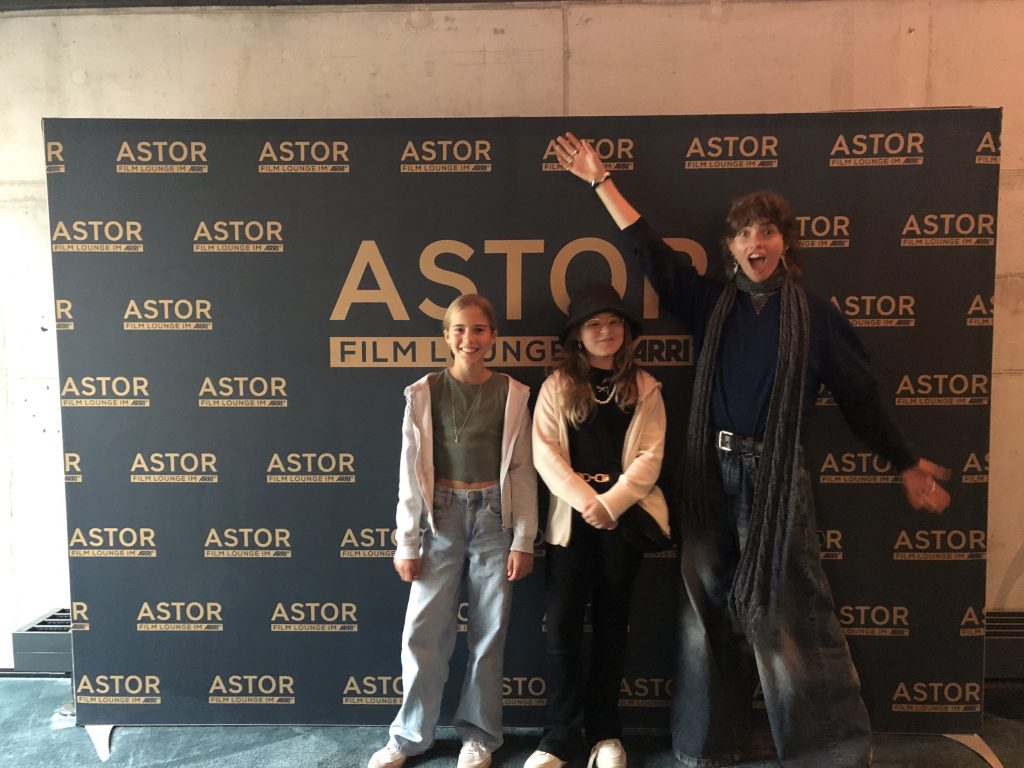 Reporterinnen mit FSJlerin Lydia